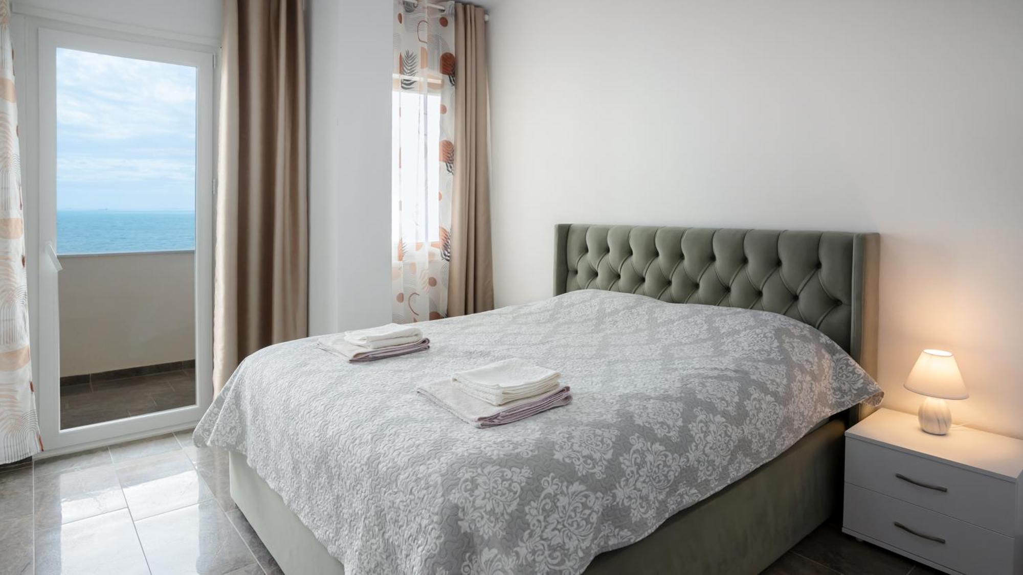 Apartament Sea View Durres Ngoại thất bức ảnh